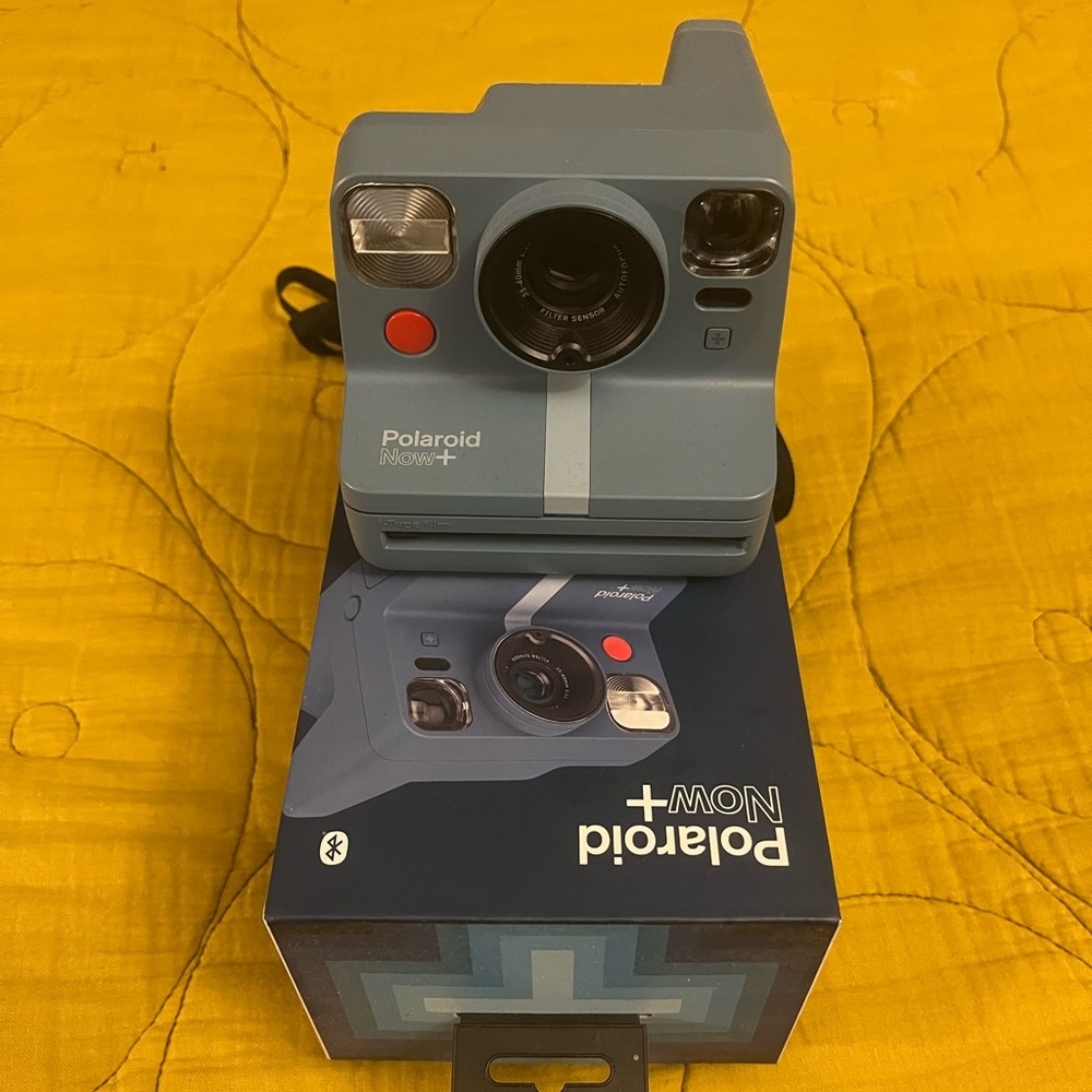 Kodak Polaroid Camera (Blue) Like New w/ Box and colored lenses